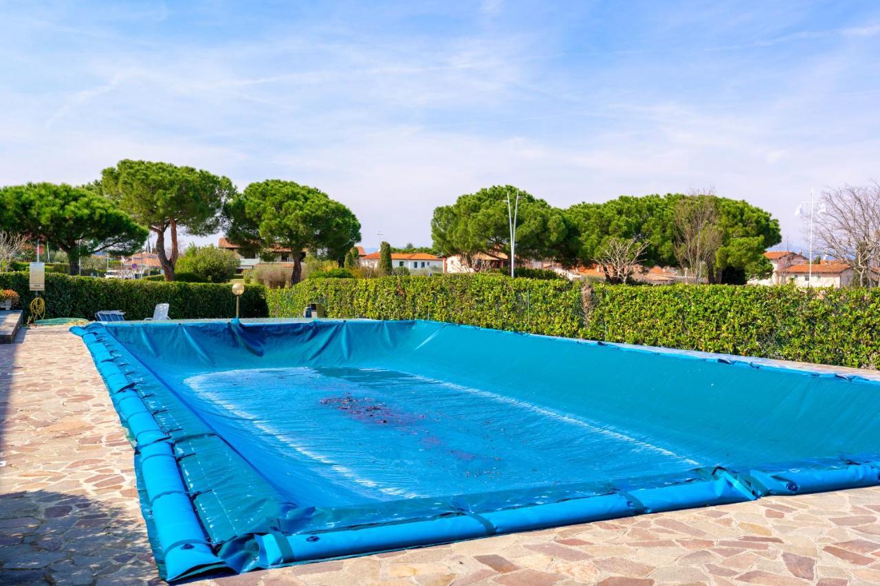 סירמיונה Azzurra Suite - Monolocale Con Piscina E Wifi מראה חיצוני תמונה