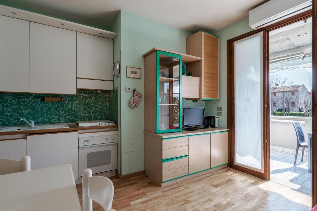 סירמיונה Azzurra Suite - Monolocale Con Piscina E Wifi מראה חיצוני תמונה